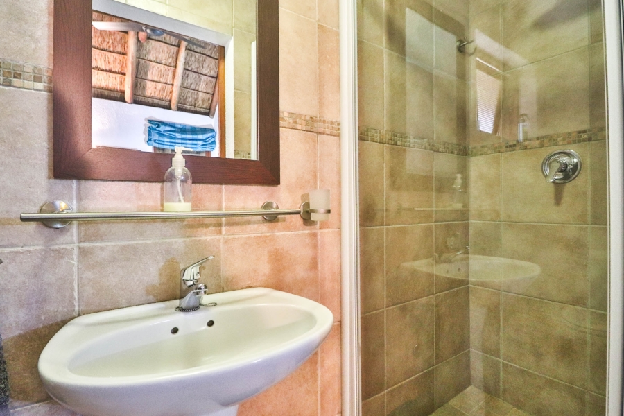 4 Bedroom Property for Sale in Lakeland North West
